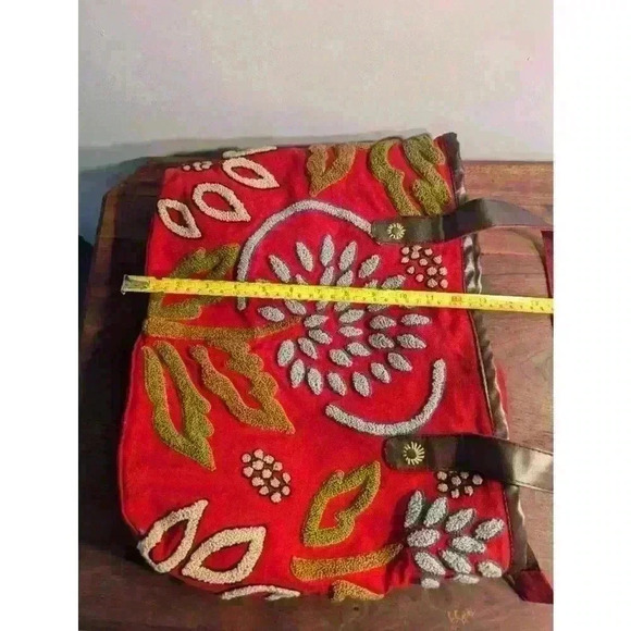 Lantern Moon Red Tote Bag floral hand crafted - Picture 14 of 15